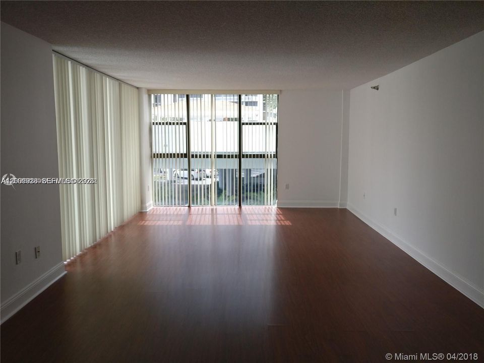 En Venta: $200,000 (1 camas, 1 baños, 1033 Pies cuadrados)