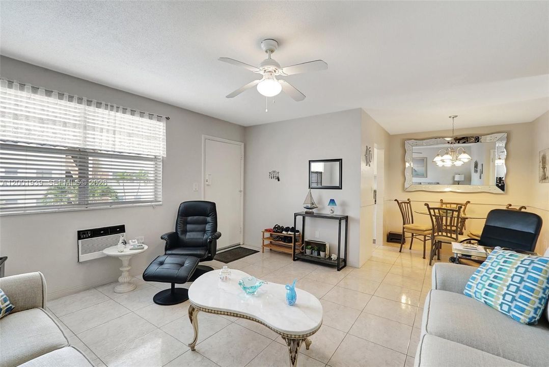 En Venta: $74,900 (1 camas, 1 baños, 688 Pies cuadrados)