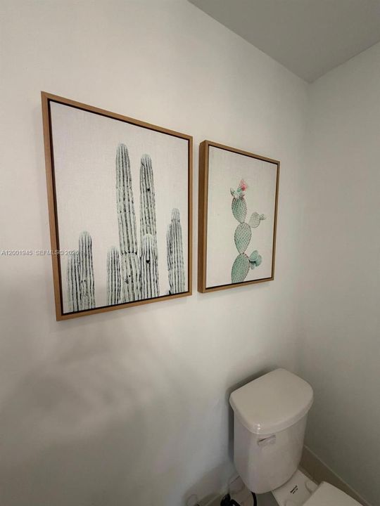 Active With Contract: $385,000 (2 beds, 2 baths, 1130 Square Feet)