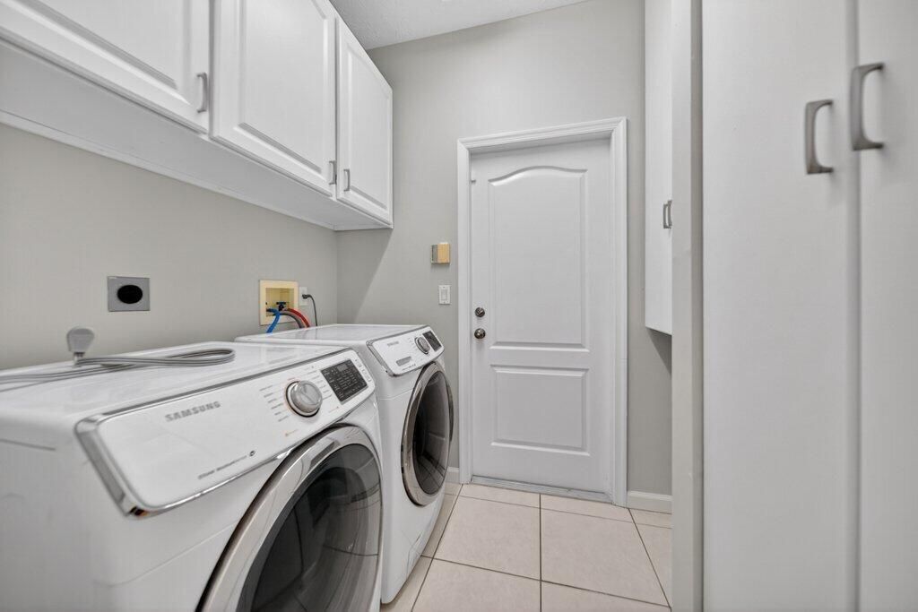 laundry1.jpg-SMALL