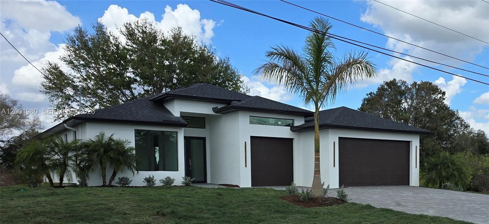 For Sale: $409,900 (4 beds, 2 baths, 2010 Square Feet)