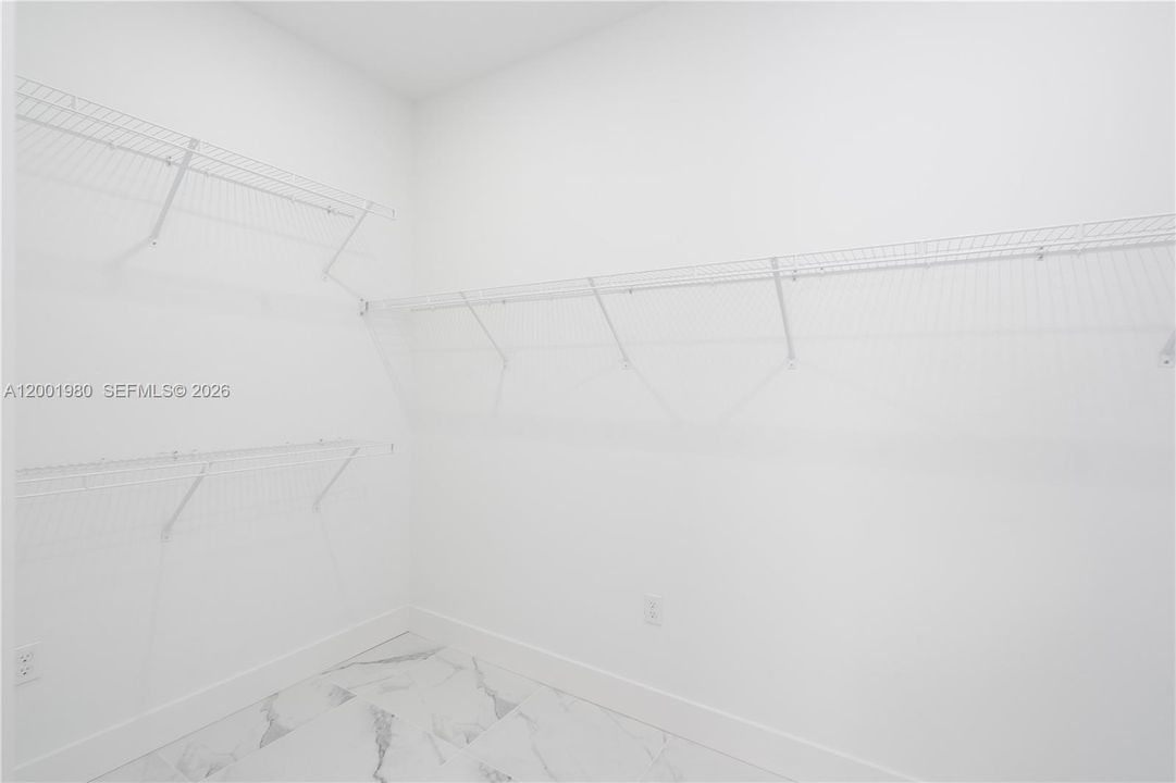 For Sale: $409,900 (4 beds, 2 baths, 2010 Square Feet)