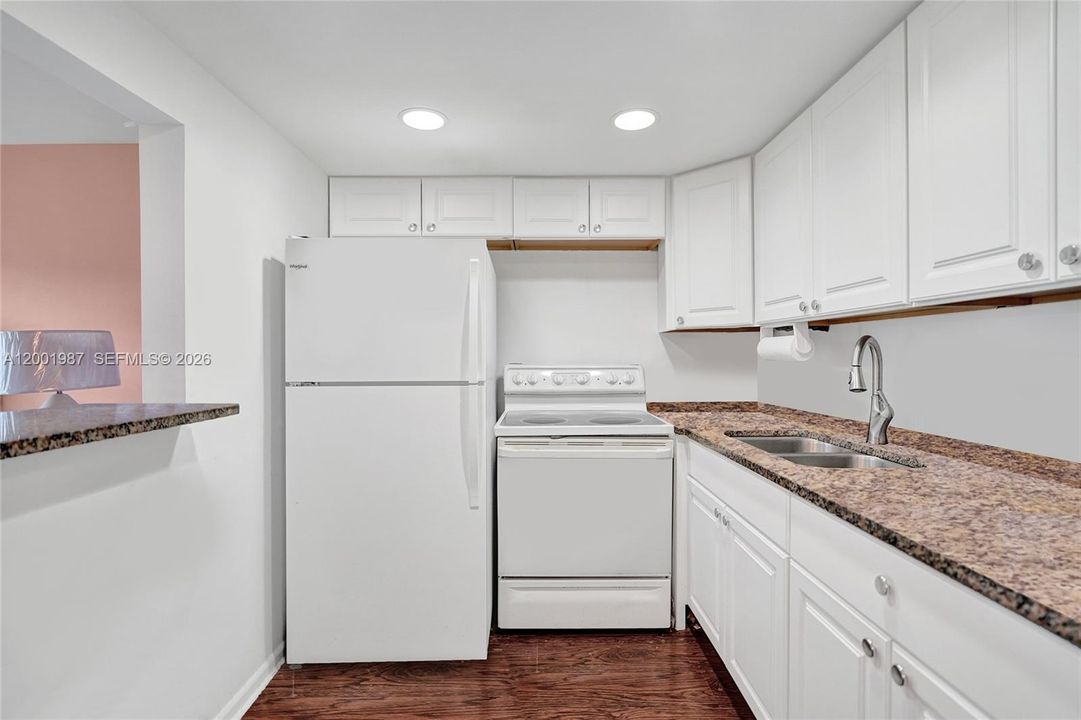 En Venta: $74,999 (1 camas, 1 baños, 585 Pies cuadrados)