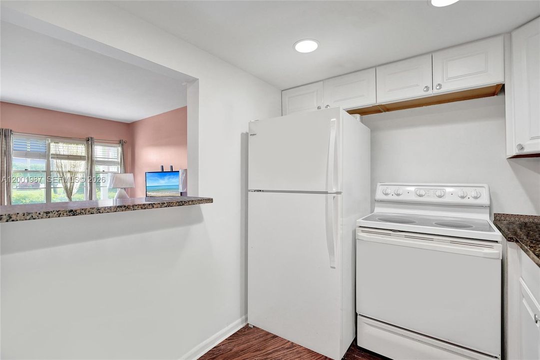 En Venta: $74,999 (1 camas, 1 baños, 585 Pies cuadrados)