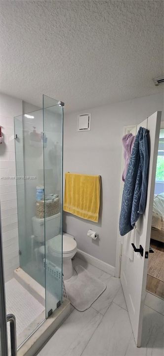 Active With Contract: $3,550 (3 beds, 2 baths, 1744 Square Feet)