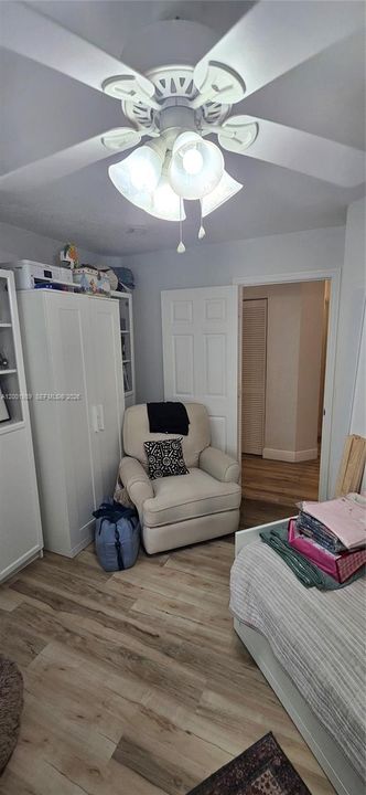 Active With Contract: $3,550 (3 beds, 2 baths, 1744 Square Feet)