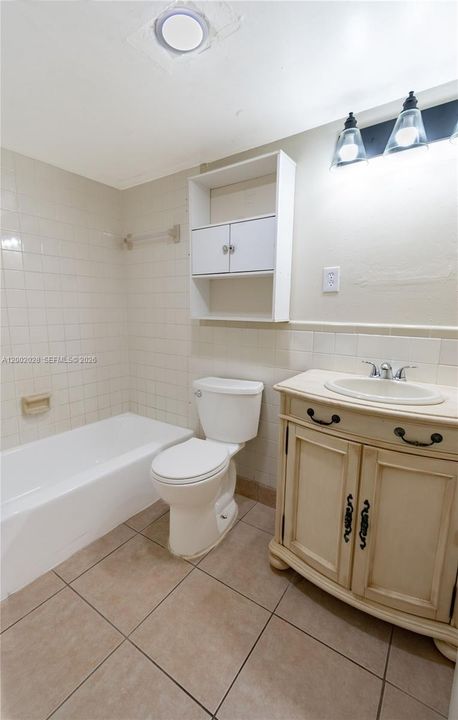 For Sale: $249,000 (3 beds, 2 baths, 1056 Square Feet)