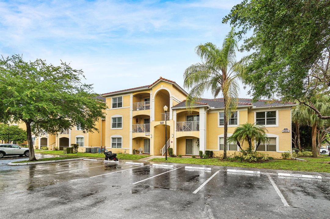 5640 NW 61st Street NW 1411