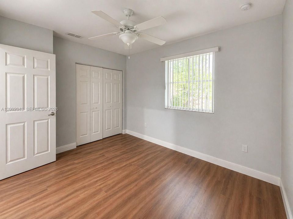 В аренду: $2,500 (2 спален, 2 ванн, 1056 Квадратных фут)