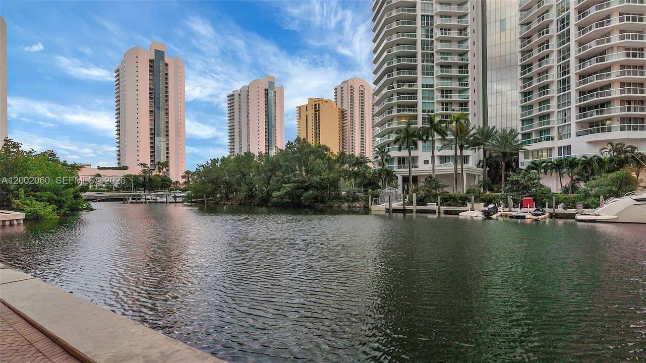 For Sale: $710,000 (3 beds, 2 baths, 1447 Square Feet)