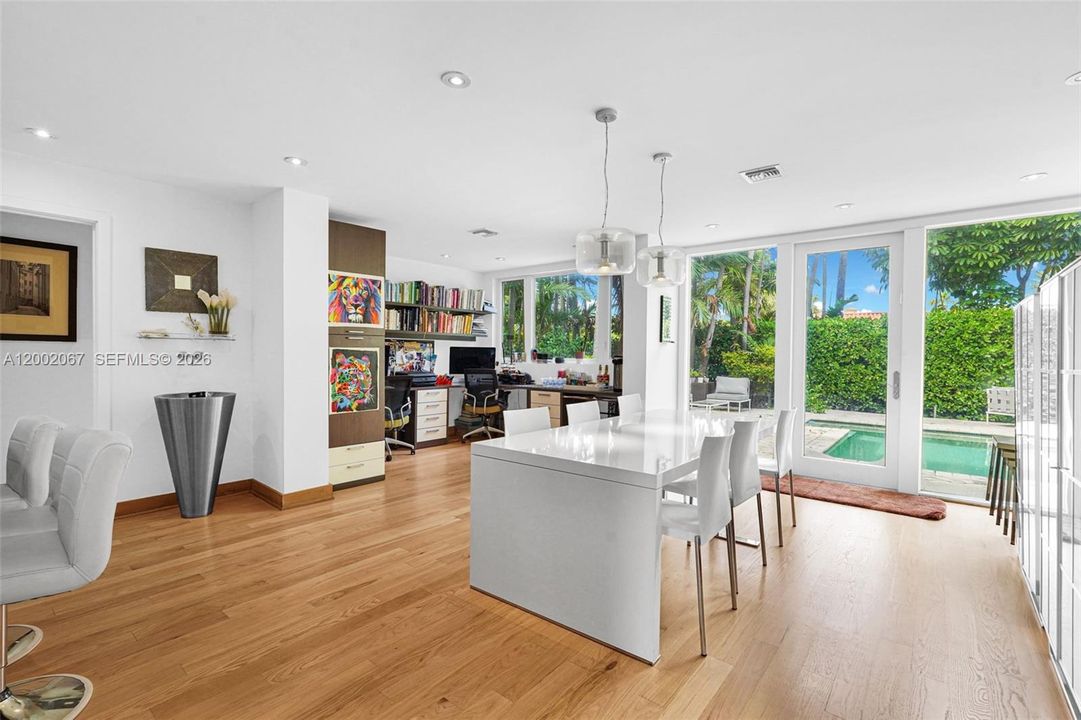For Rent: $35,000 (5 beds, 5 baths, 4566 Square Feet)