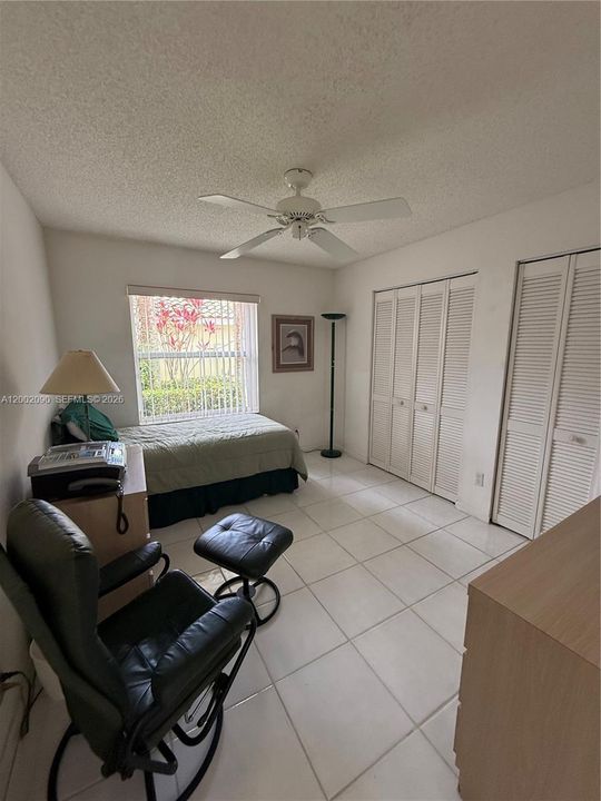 Activo con contrato: $530,000 (3 camas, 2 baños, 1864 Pies cuadrados)