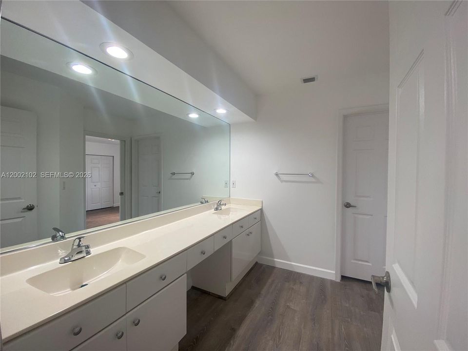 For Rent: $7,500 (4 beds, 3 baths, 3027 Square Feet)