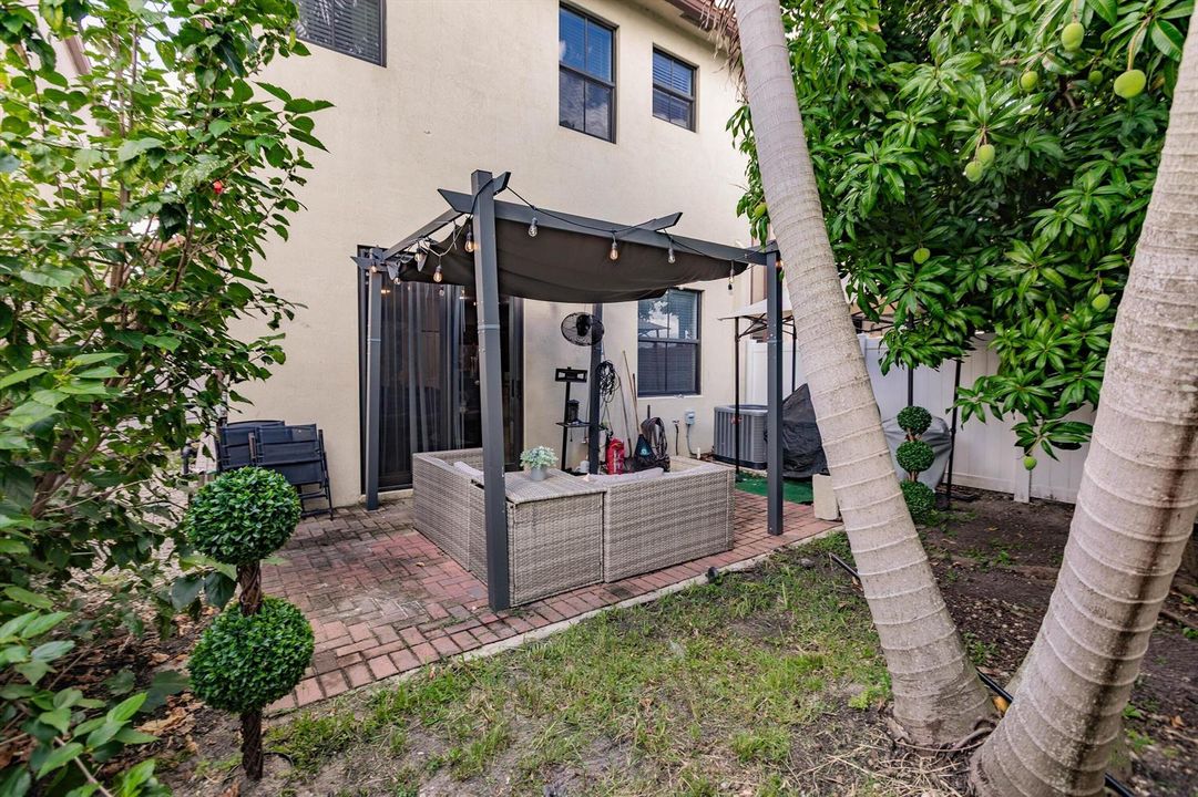 24-Property Photo 024