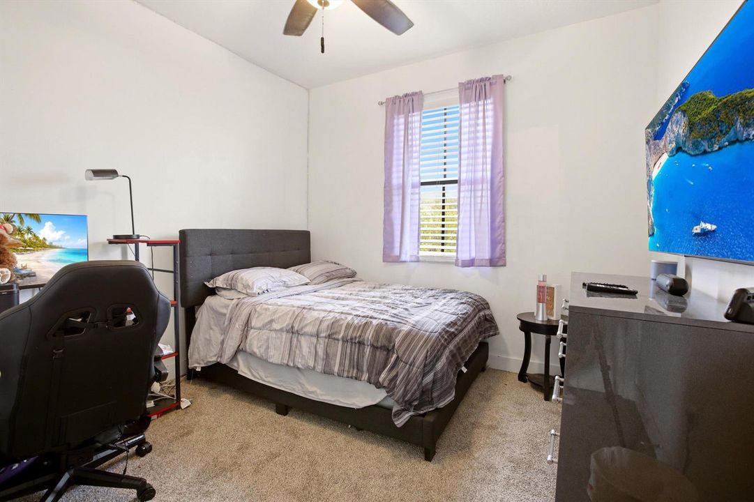 20-Property Photo 020