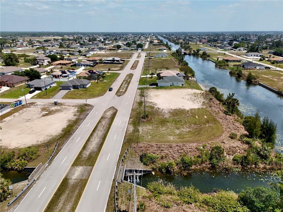 На продажу: $65,000 (0.23 acres)