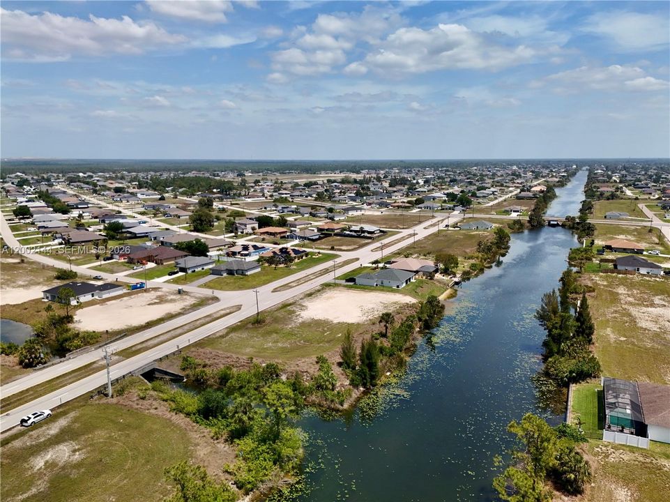 На продажу: $65,000 (0.23 acres)