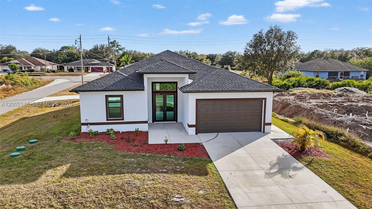 For Sale: $465,000 (4 beds, 3 baths, 2161 Square Feet)
