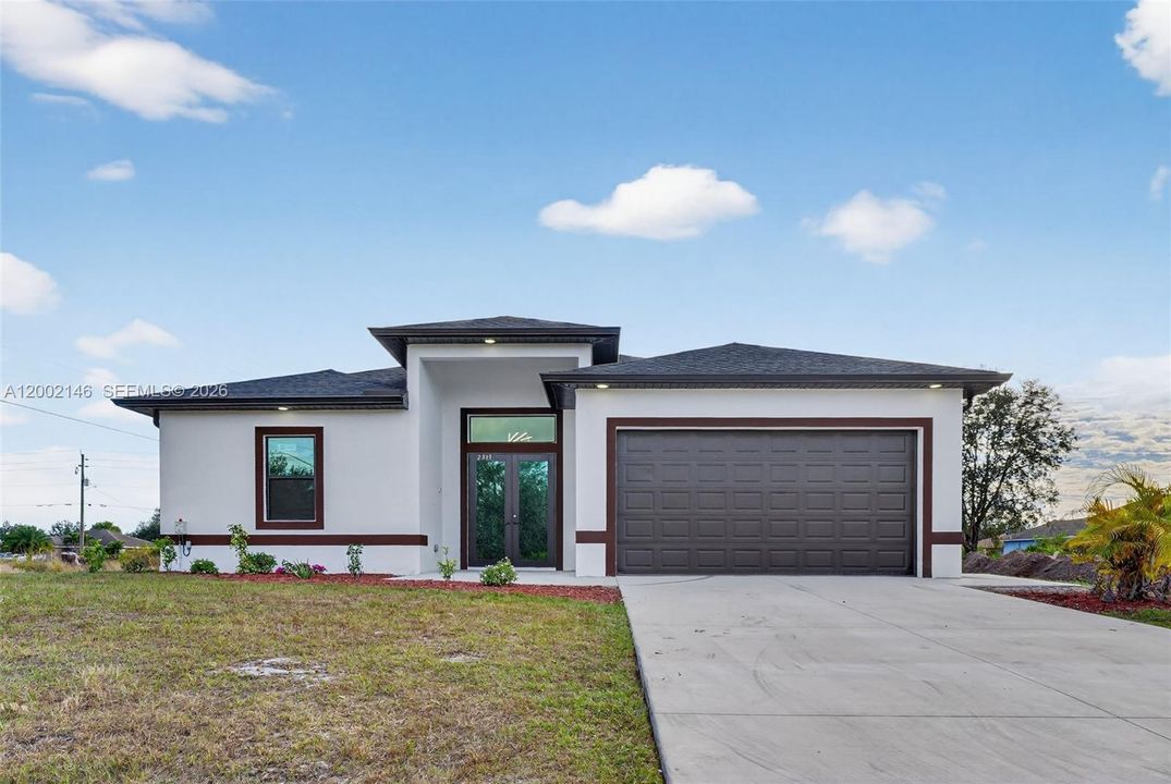 For Sale: $465,000 (4 beds, 3 baths, 2161 Square Feet)