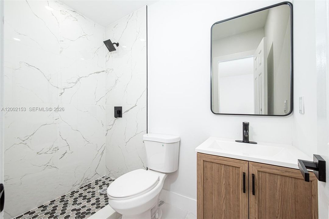 Active With Contract: $730,000 (5 beds, 4 baths, 1666 Square Feet)