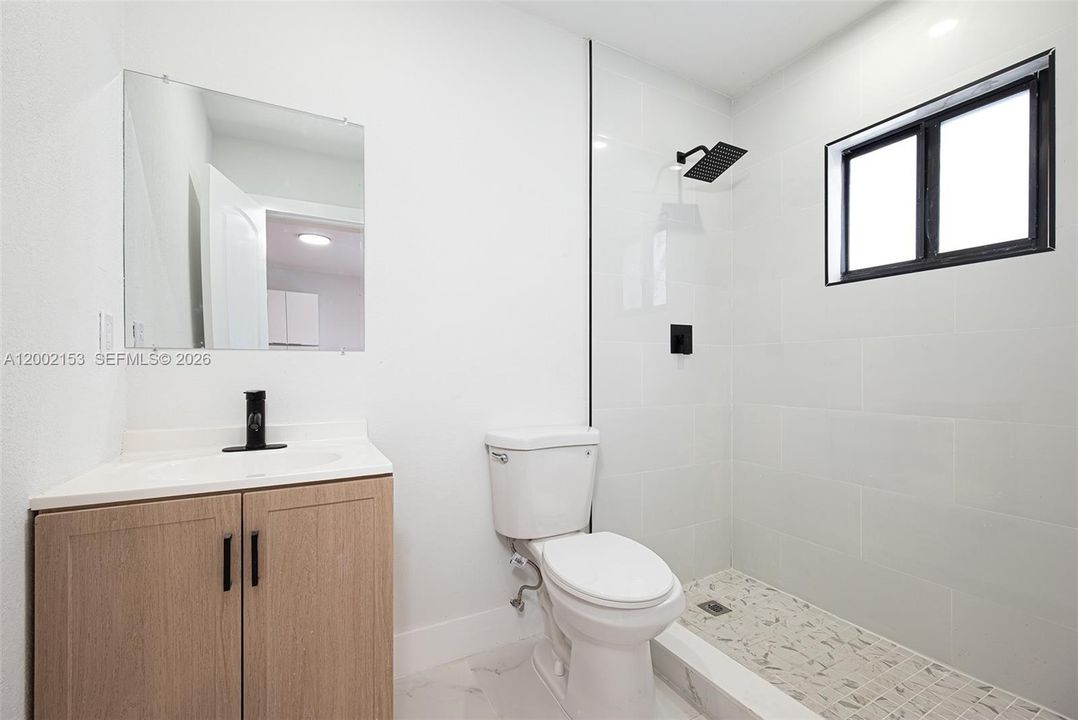 Active With Contract: $730,000 (5 beds, 4 baths, 1666 Square Feet)