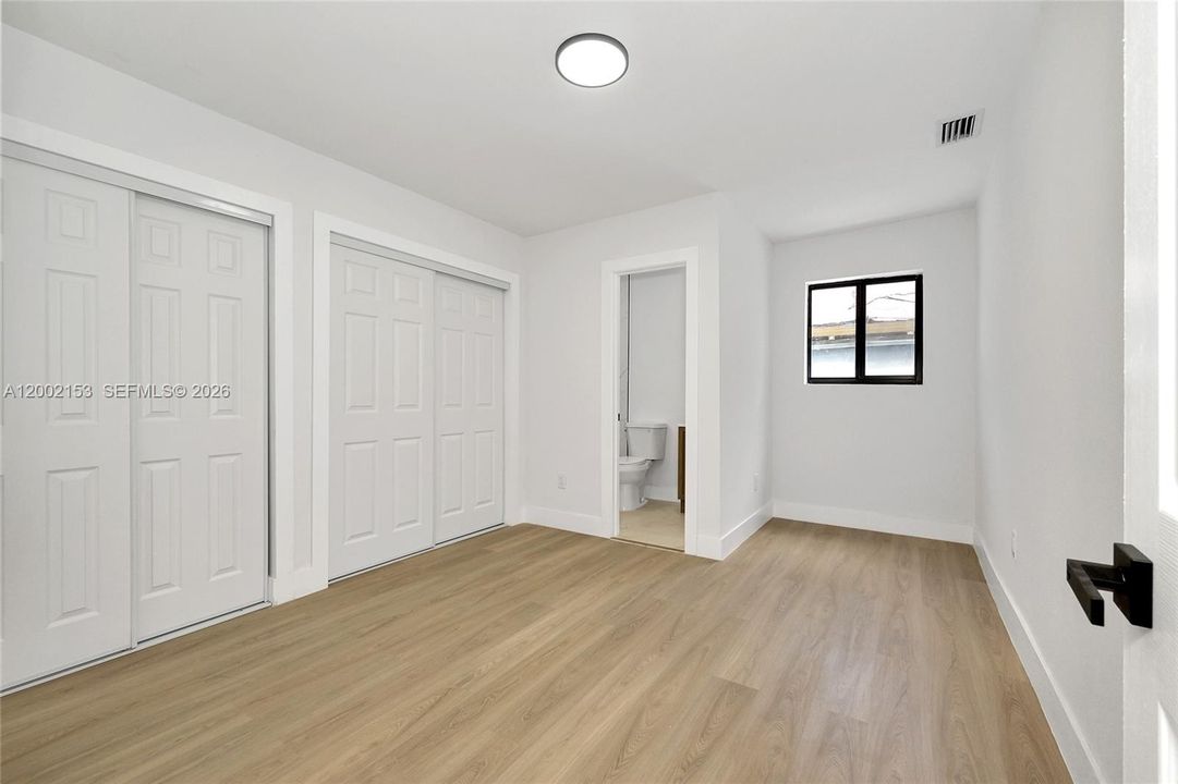 Active With Contract: $730,000 (5 beds, 4 baths, 1666 Square Feet)