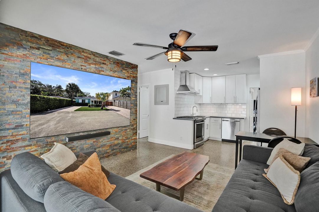 Living Room / Kitchen