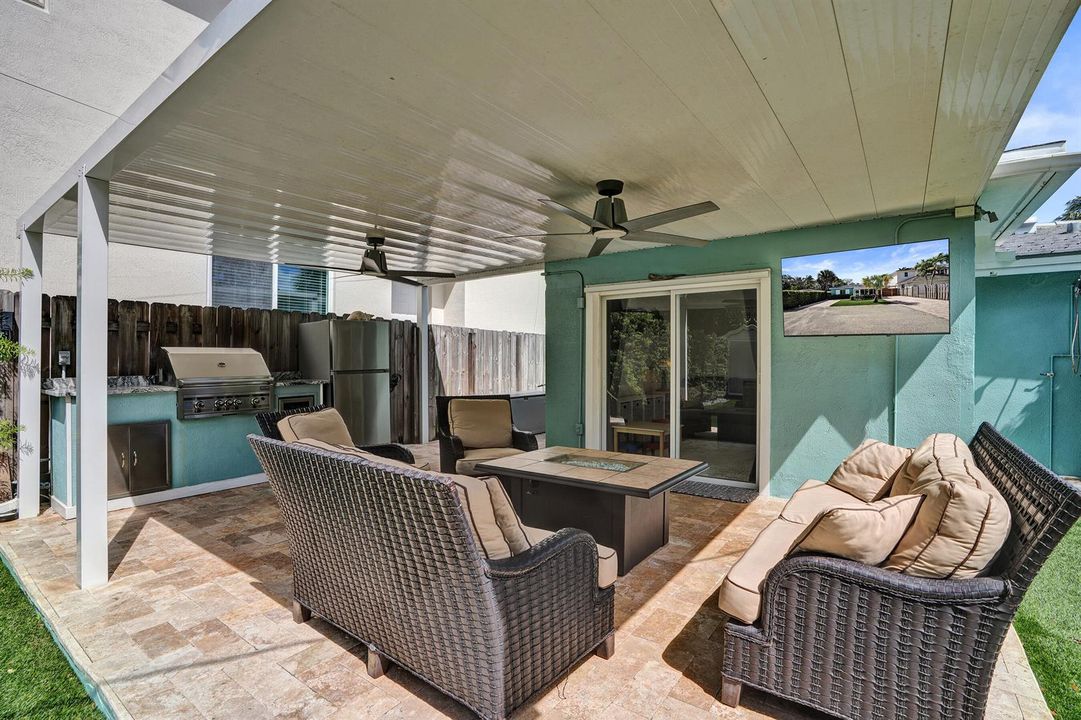 Summer Kitchen with BBQ
