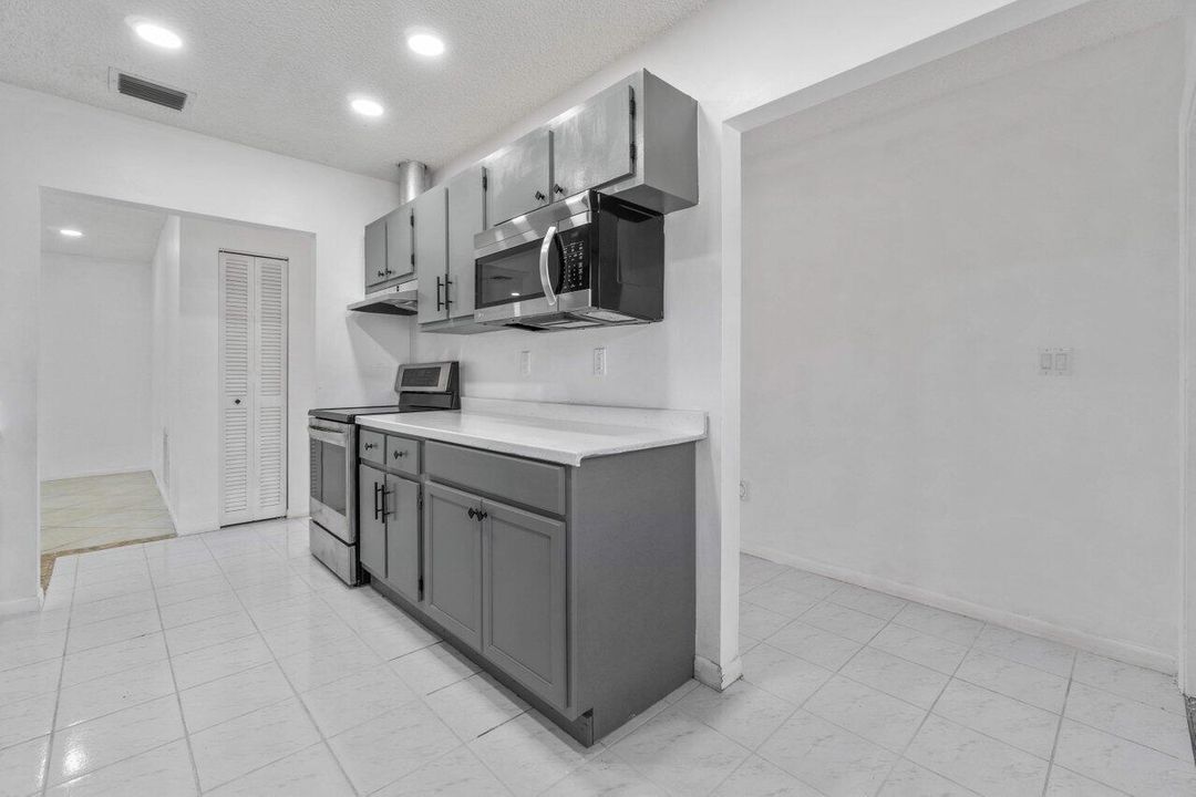 009-1620GranfernAvenue-WestPalmBeach-FL-