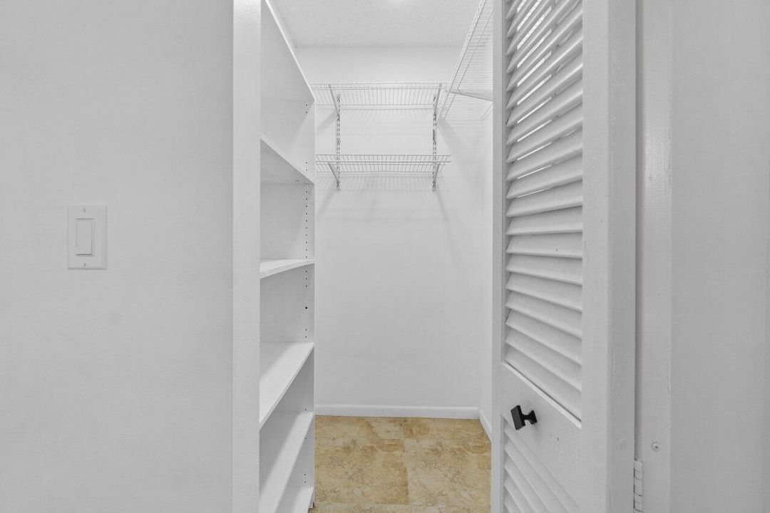 016-1620GranfernAvenue-WestPalmBeach-FL-