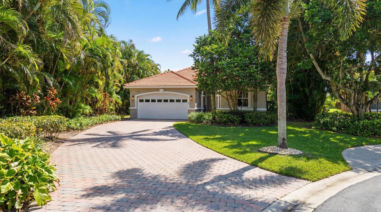 10891 Fairmont Village Dr