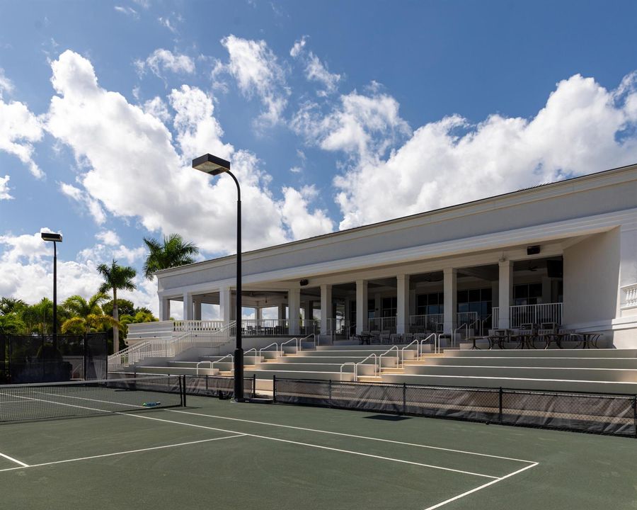 Tennis Grandstand