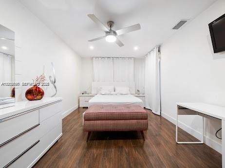 En Venta: $1,599,000 (5 camas, 3 baños, 3881 Pies cuadrados)
