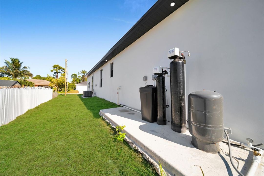 For Rent: $2,400 (3 beds, 2 baths, 0 Square Feet)