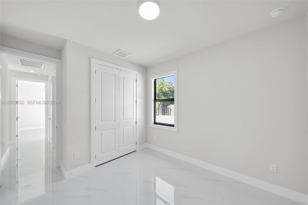For Rent: $2,400 (3 beds, 2 baths, 0 Square Feet)