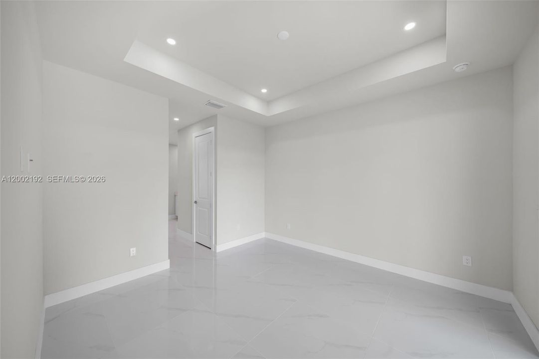 For Rent: $2,400 (3 beds, 2 baths, 0 Square Feet)