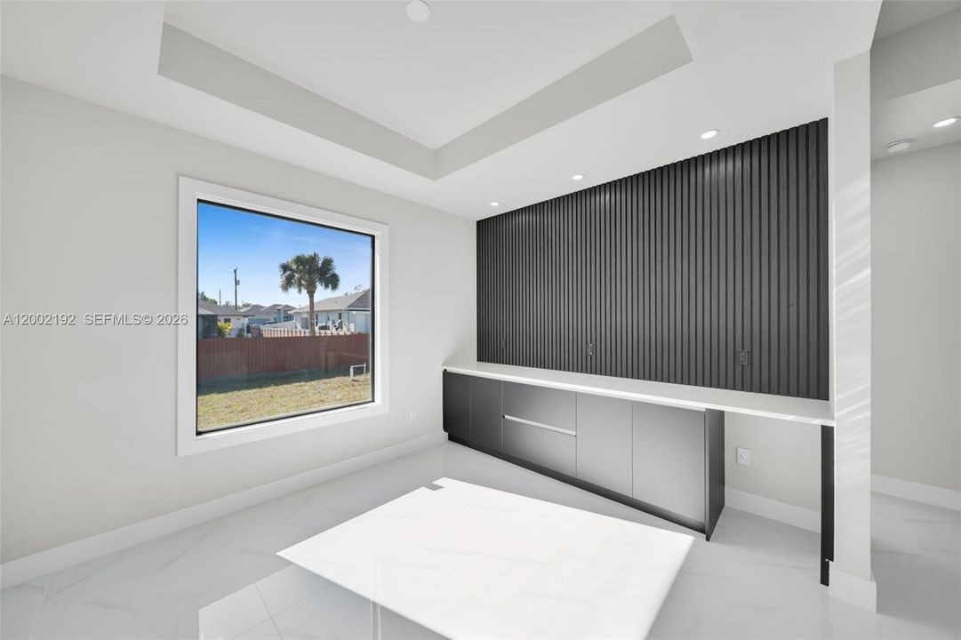 For Rent: $2,400 (3 beds, 2 baths, 0 Square Feet)