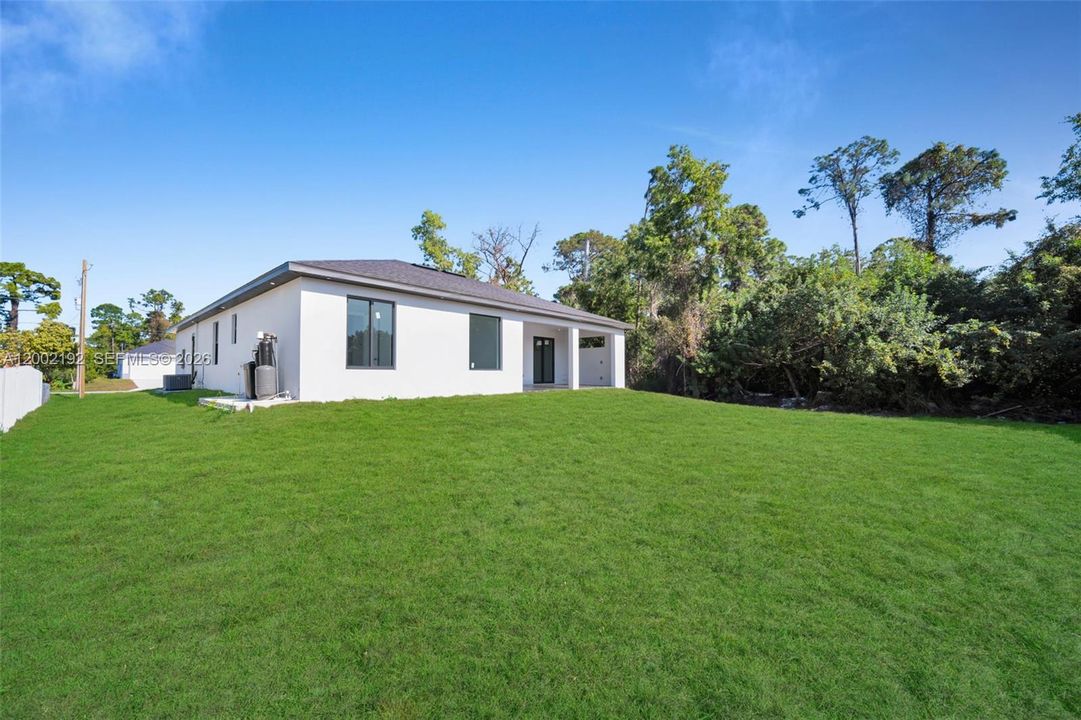 For Rent: $2,400 (3 beds, 2 baths, 0 Square Feet)