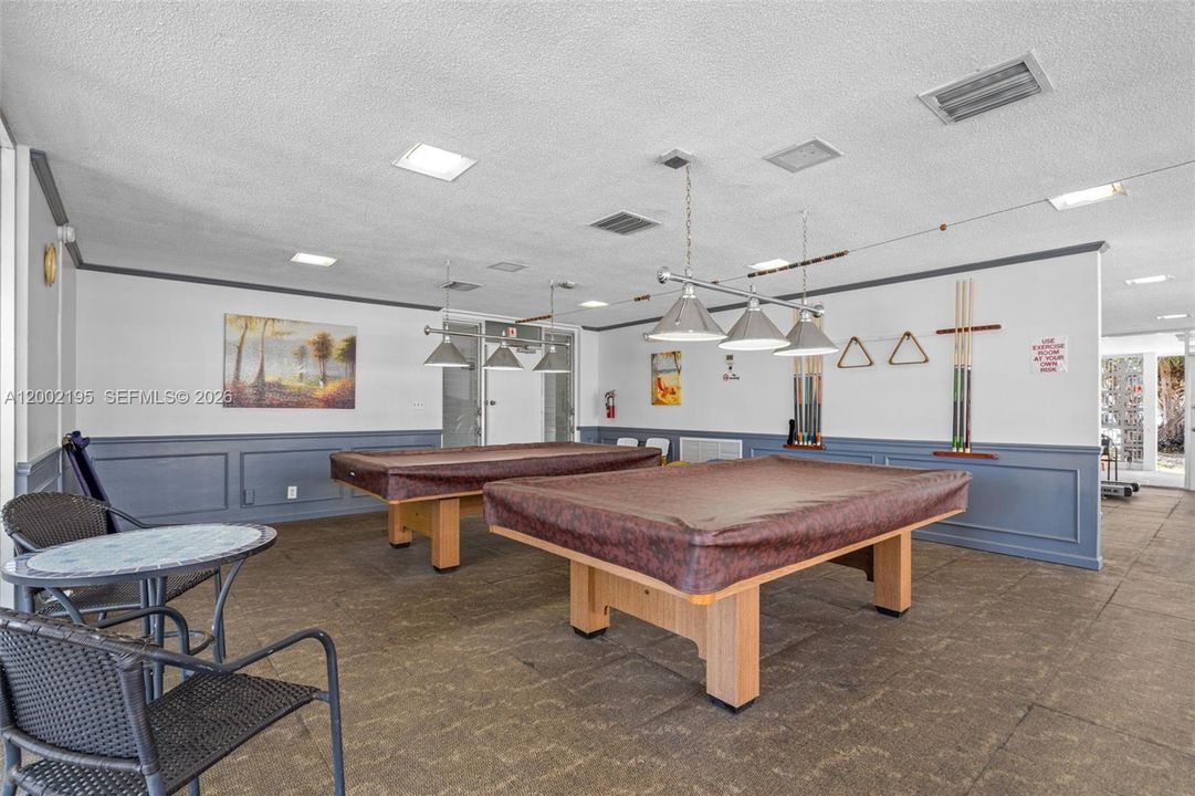 For Sale: $259,900 (2 beds, 2 baths, 912 Square Feet)