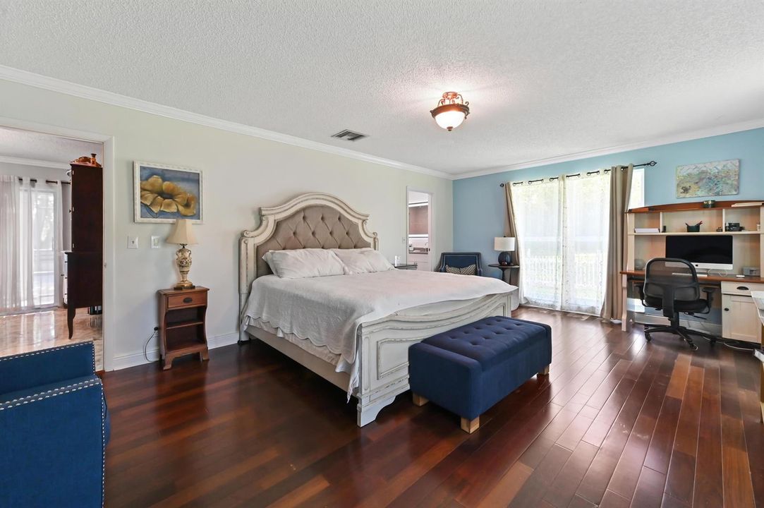 41 bedroom 02