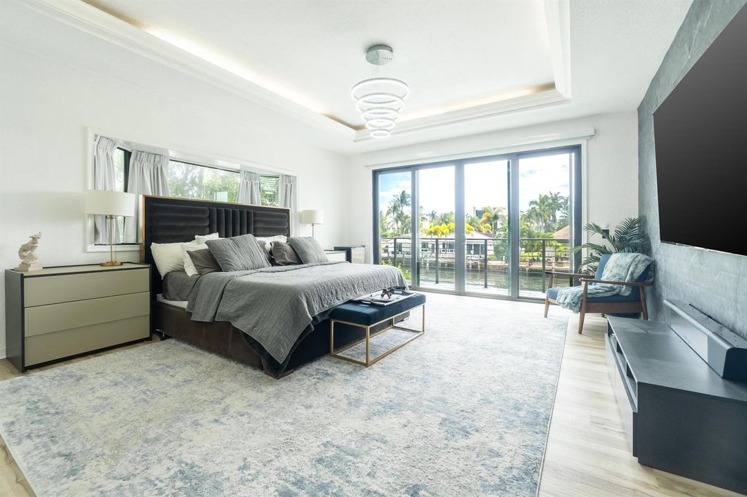 2878 NE 26St-22