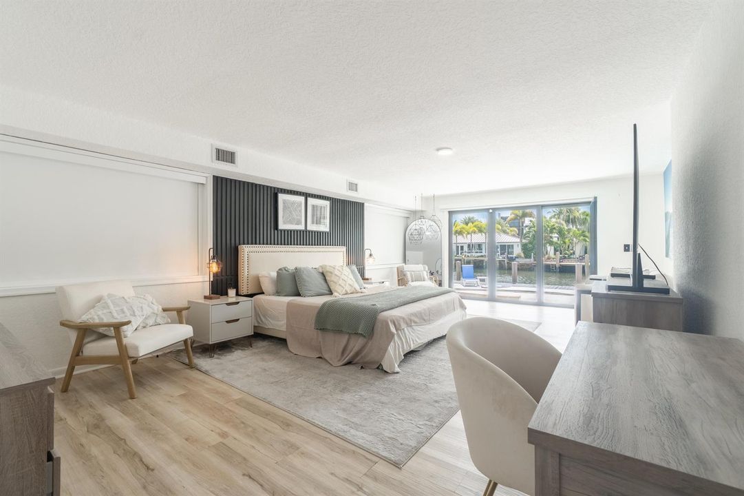 2878 NE 26St-37
