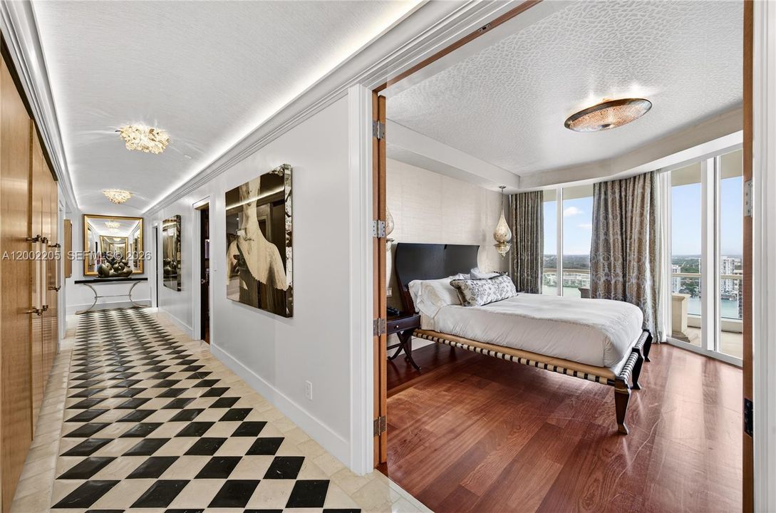 For Sale: $5,500,000 (7 beds, 7 baths, 7700 Square Feet)