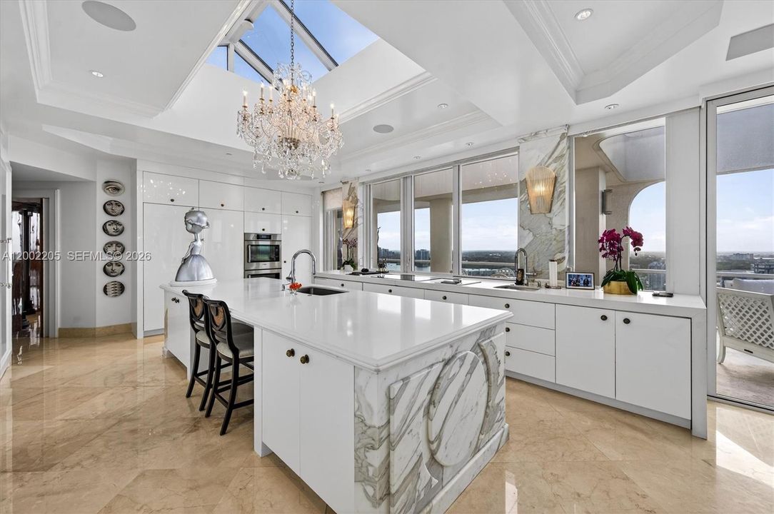 For Sale: $5,500,000 (7 beds, 7 baths, 7700 Square Feet)