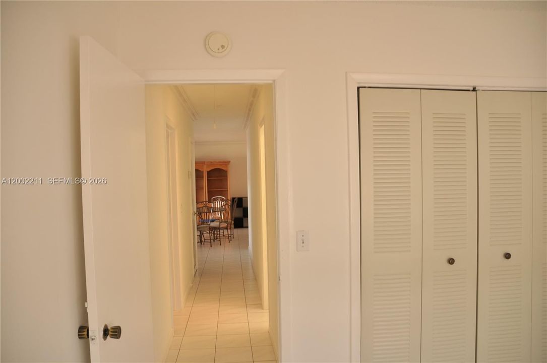 Activo con contrato: $695,500 (4 camas, 3 baños, 2366 Pies cuadrados)