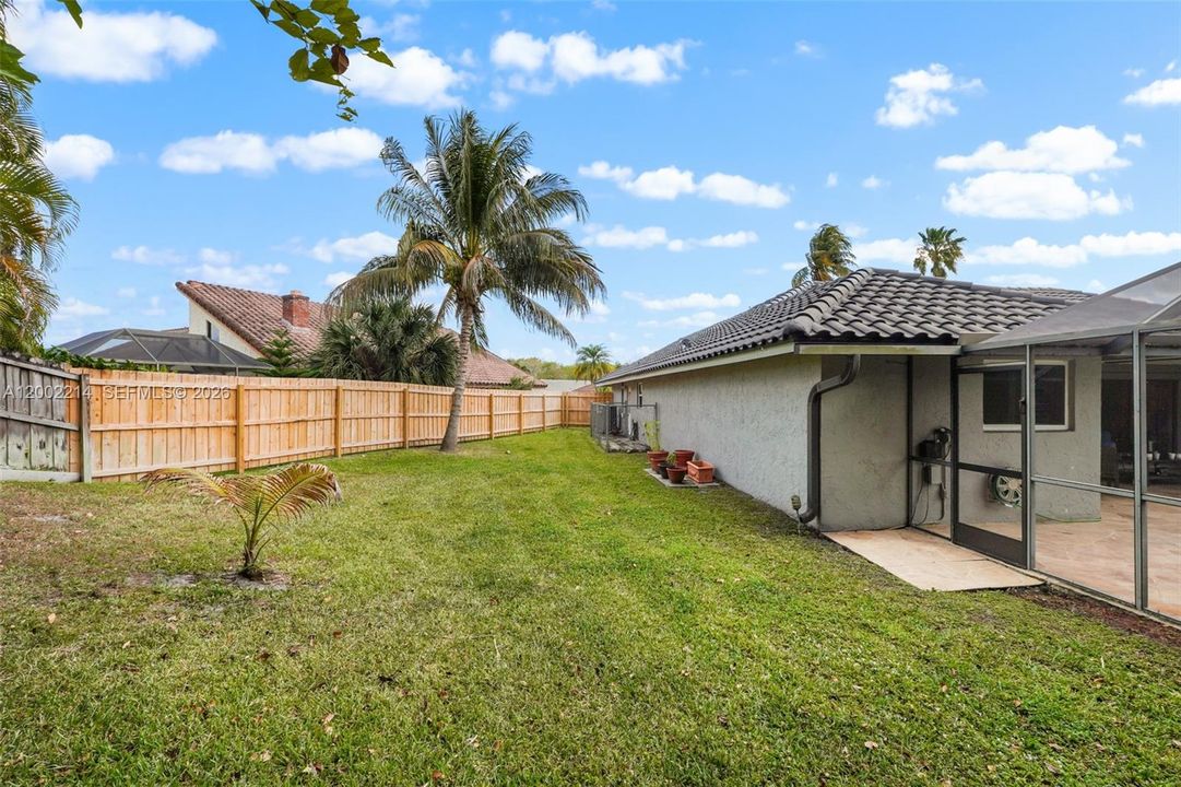 For Rent: $5,100 (4 beds, 3 baths, 2215 Square Feet)