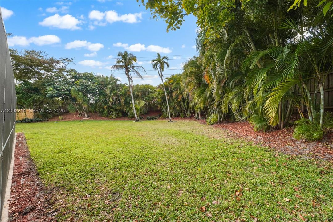For Rent: $5,100 (4 beds, 3 baths, 2215 Square Feet)