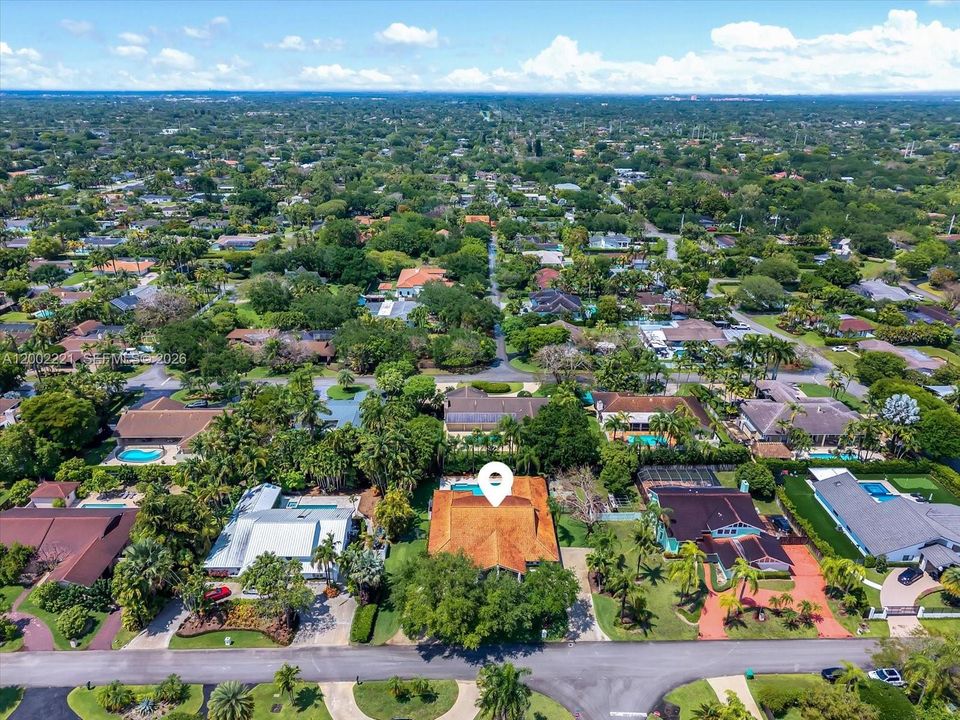 En Venta: $1,850,000 (5 camas, 3 baños, 3519 Pies cuadrados)