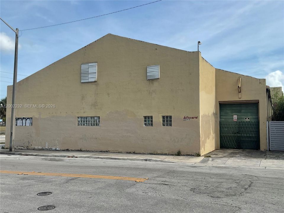 Active With Contract: $3,500,000 (0 beds, 0 baths, 0 Square Feet)