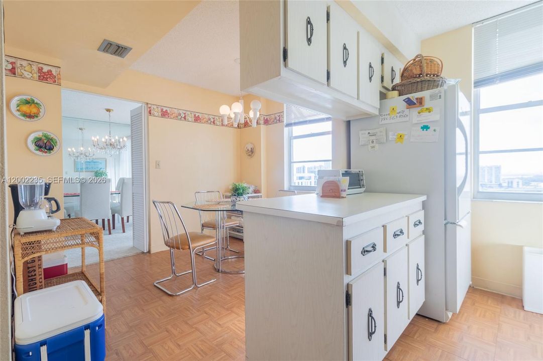 Active With Contract: $459,000 (2 beds, 2 baths, 1856 Square Feet)